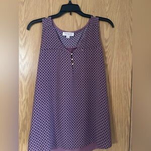Women’s sleeveless blouse size XL